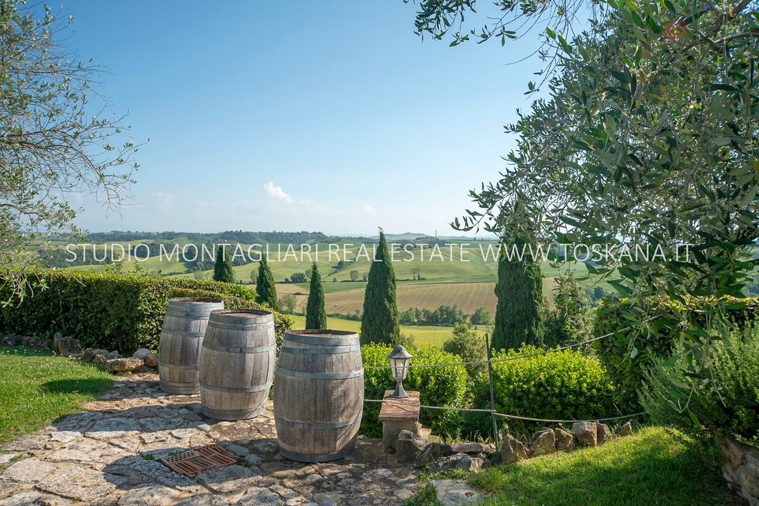 Country House in Castelnuovo Berardenga, Tuscany, Italy 2 - 18144174