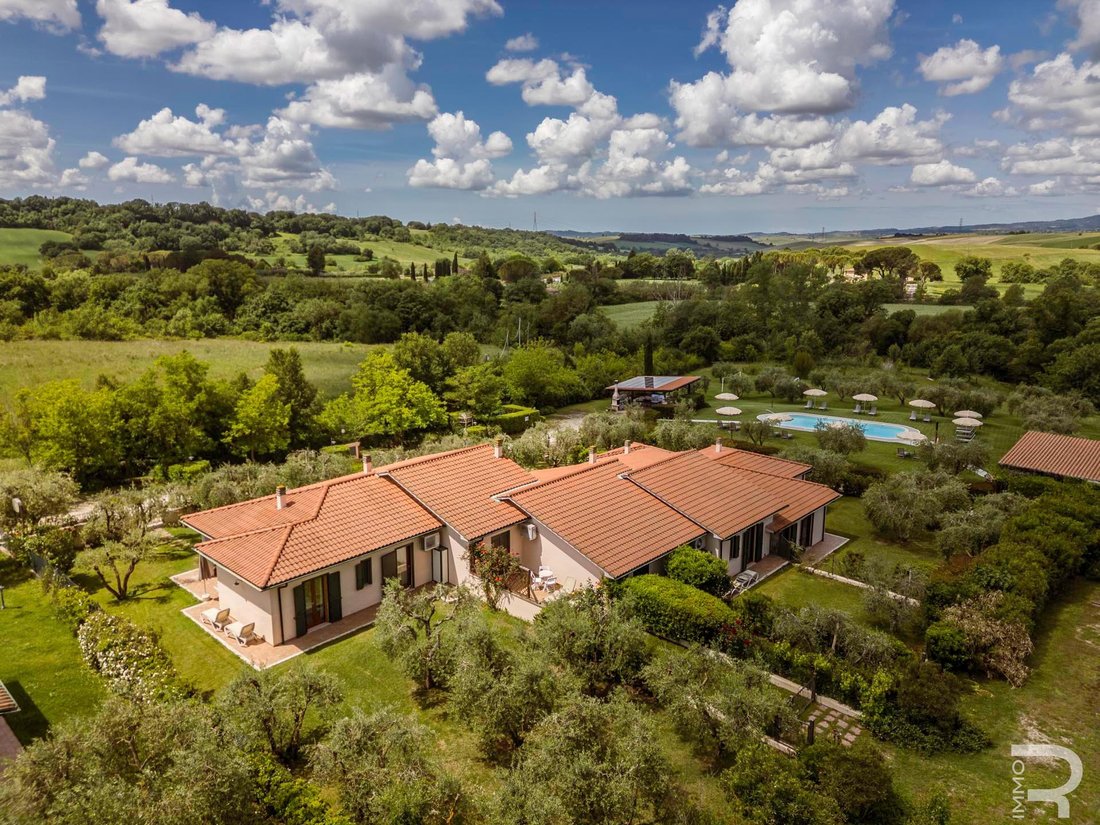 Farm Ranch in Manciano, Tuscany, Italy 1 - 18143870