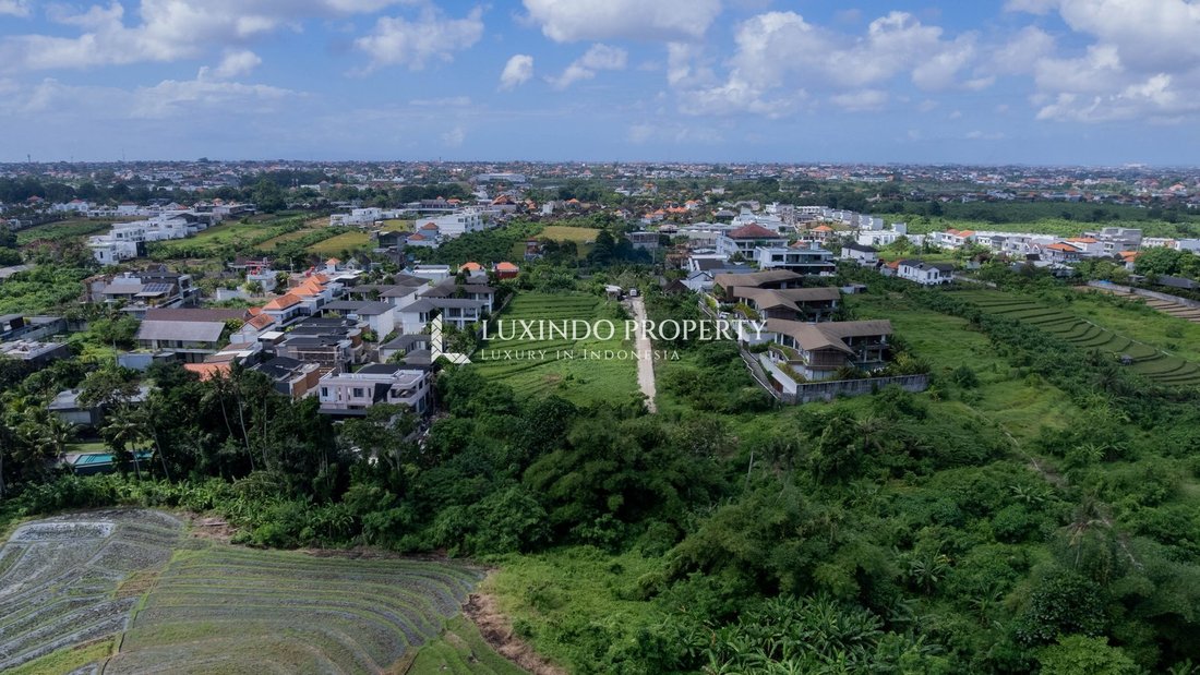 Land in Kecamatan Mengwi, Bali, Indonesia 4 - 18150348