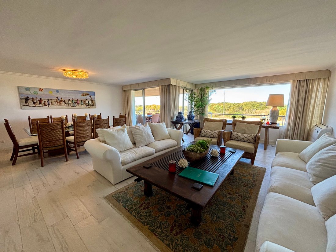 Apartment in Punta del Este, Maldonado Department, Uruguay 3 - 18147039