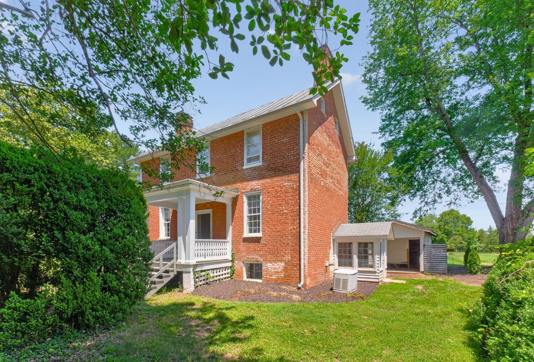 House in Troy, Virginia, United States 2 - 18146089