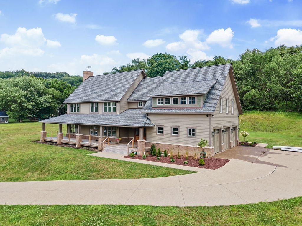 House in Pittsburgh, Pennsylvania, United States 2 - 16907723
