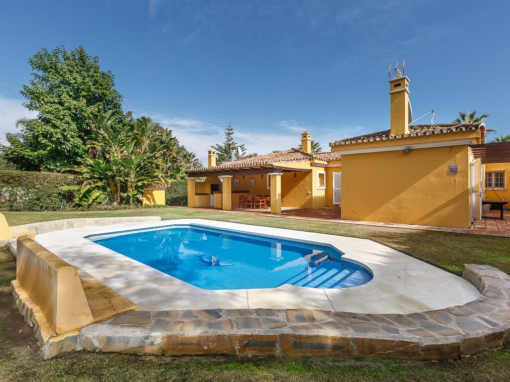 House in Sotogrande, San Roque, Andalusia 1 - 18151072