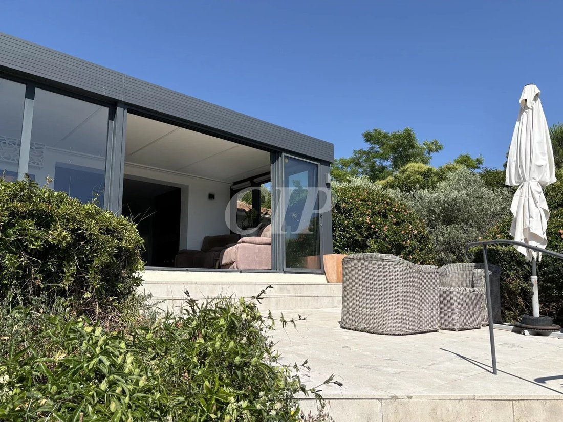 Villa in Villelaure, Provence-Alpes-Côte d'Azur, France 2 - 18146522