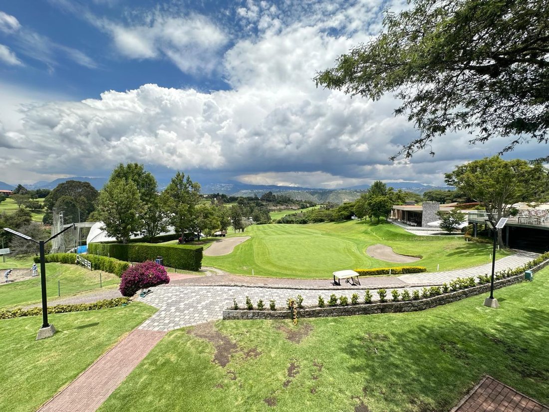 Land in Quito, Pichincha, Ecuador 1 - 18150261