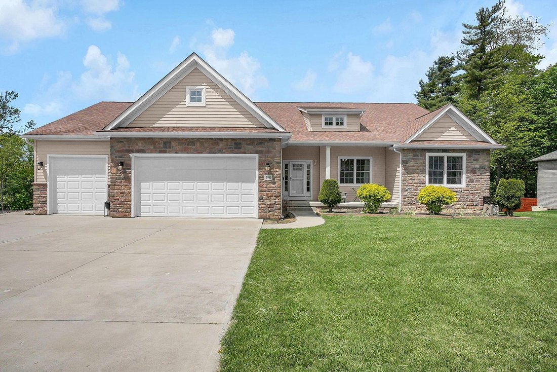 House in Heath, Ohio, United States 3 - 18150023
