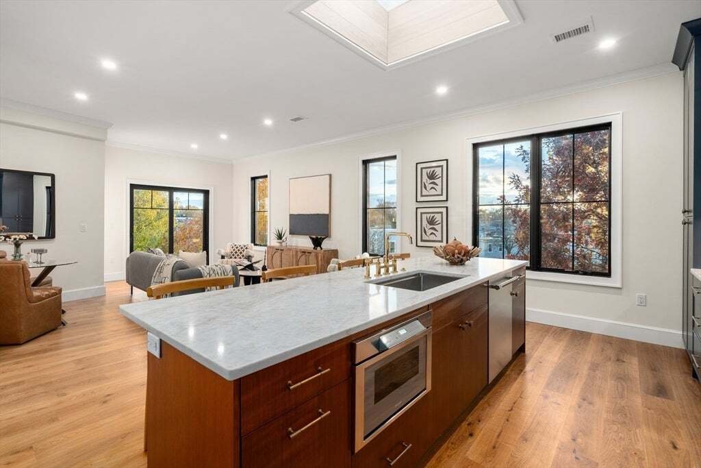 House in Boston, Massachusetts, United States 5 - 18146003