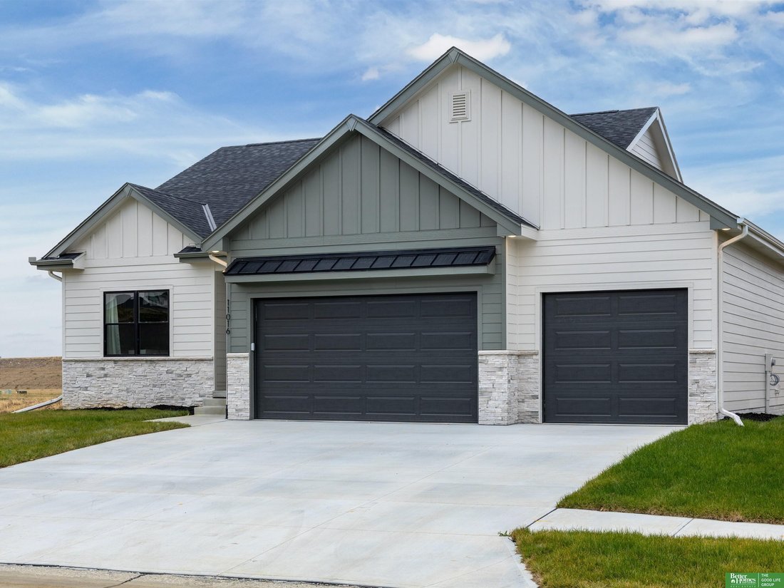 House in Gretna, Nebraska, United States 2 - 18150212