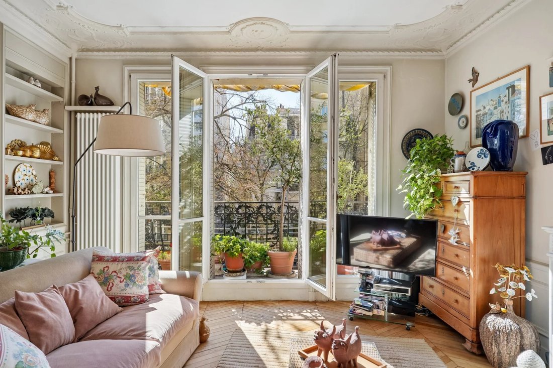 Apartment in Gros Caillou, Paris 7e Arrondissement, Paris 1 - 18146431