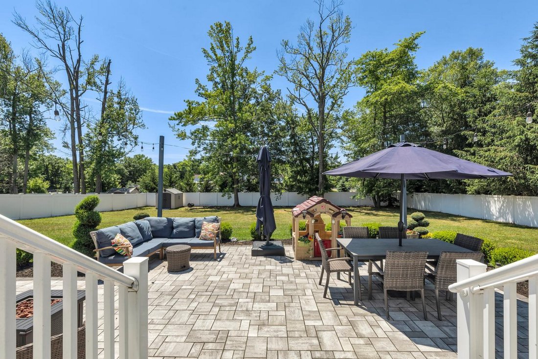 House in Old Bridge Township, New Jersey, United States 2 - 18147343