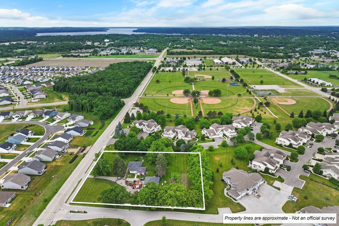 House in Lake Geneva, Wisconsin, United States 2 - 18145056