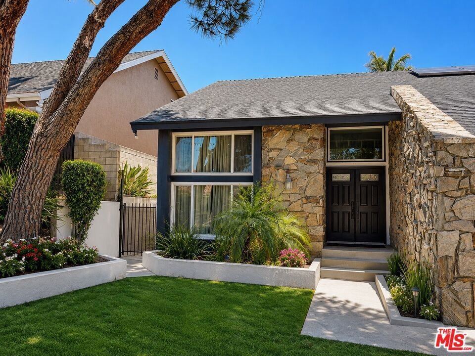 House in Los Angeles, California, United States 1 - 18040384