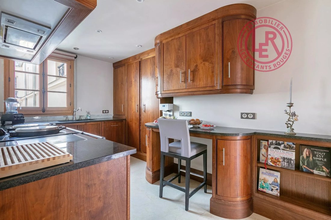Apartment in Archives, Paris 3e Arrondissement, Paris 4 - 18146783