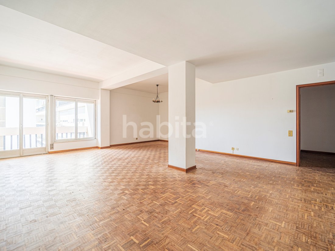 Apartment in Alvalade, Lisbon, Portugal 4 - 18147044