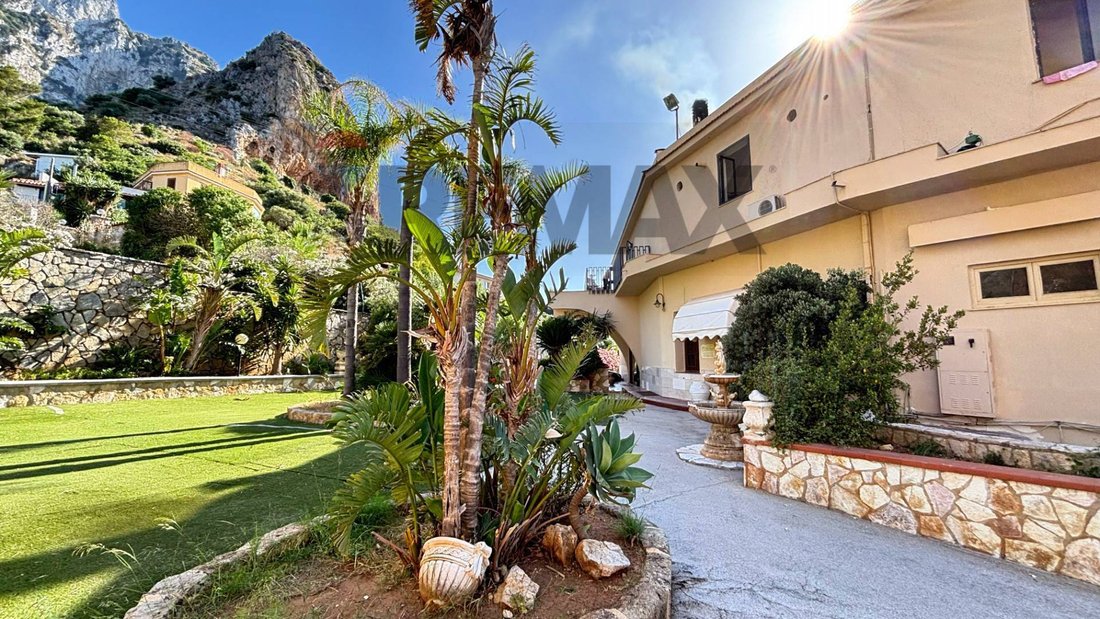 Cinisi, Sicily, Italy 5 - 18150955