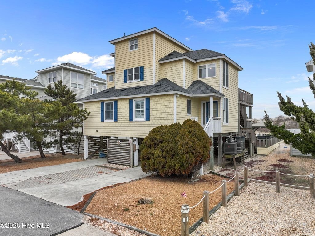 House in Corolla, North Carolina, United States 3 - 18151428