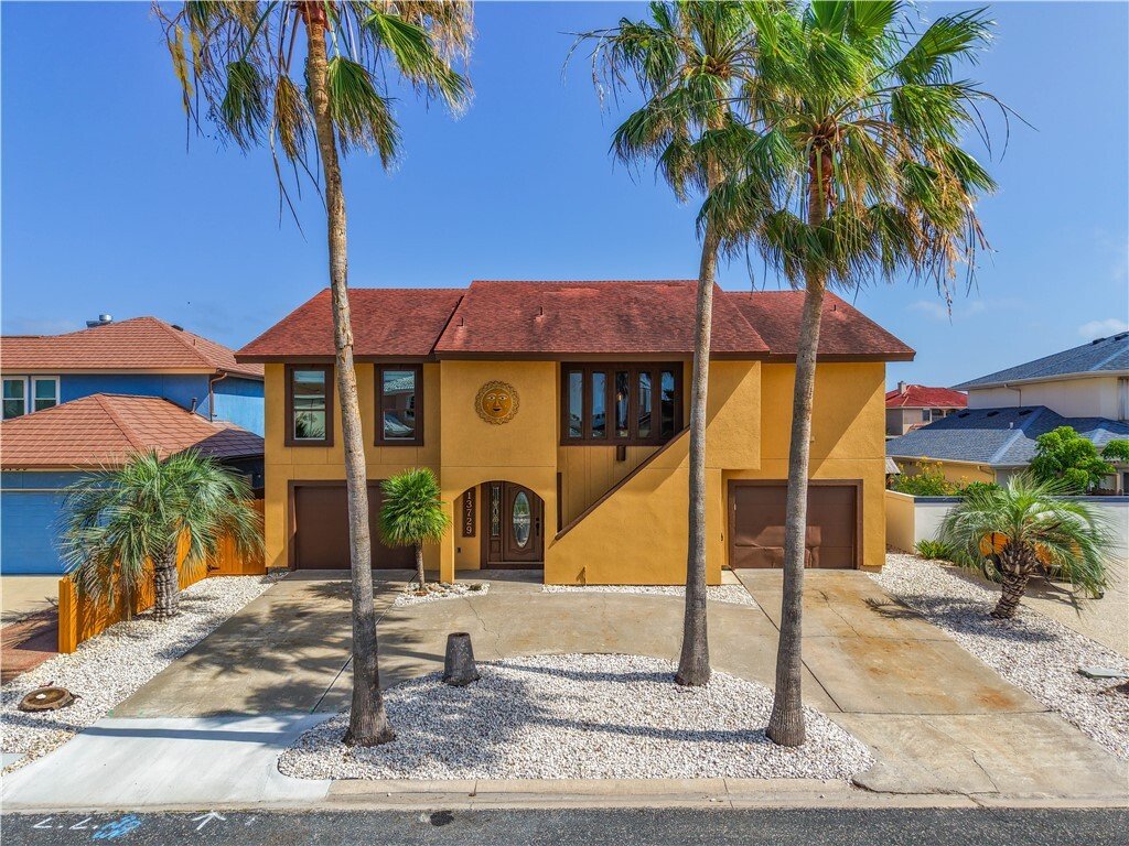 House in Corpus Christi, Texas, United States 1 - 18149872
