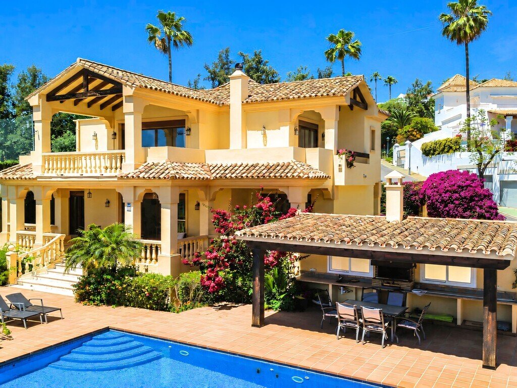 Villa in La Quinta, Benahavis, Andalusia 1 - 18147777