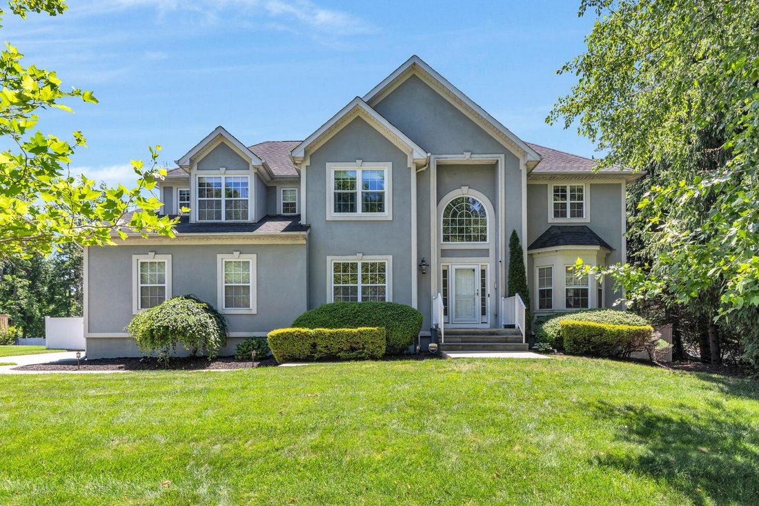House in Old Bridge Township, New Jersey, United States 1 - 18147343