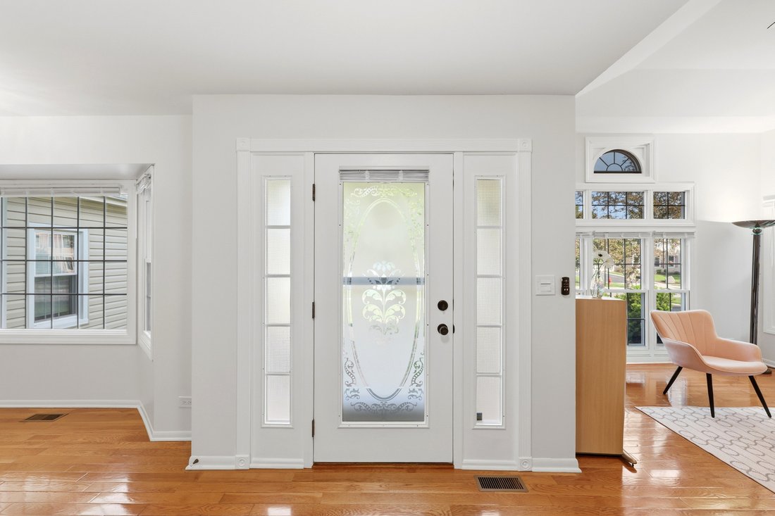 House in Hoffman Estates, Illinois, United States 3 - 18149511