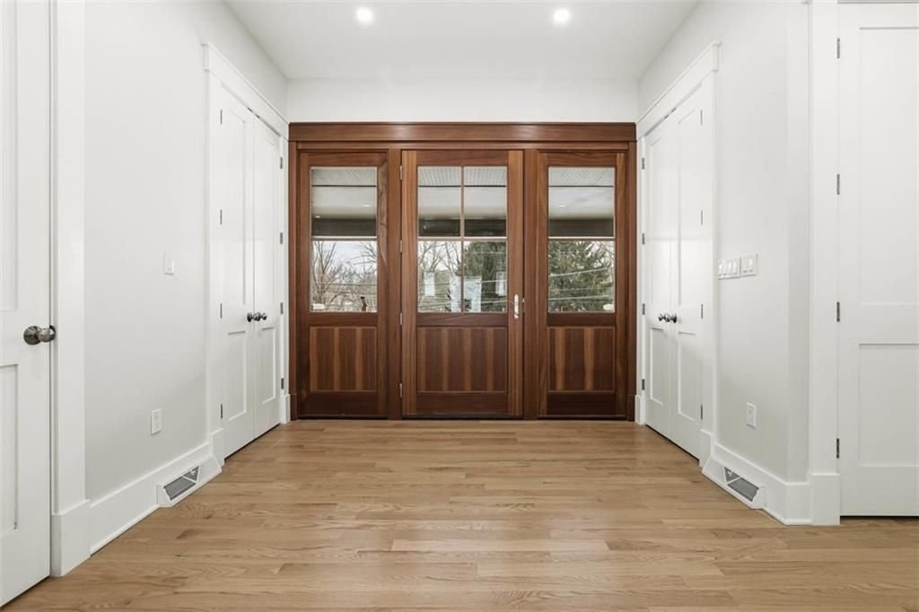 House in Pittsburgh, Pennsylvania, United States 3 - 16907723