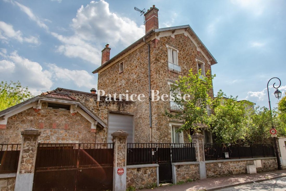 House in Saint-Cloud, Ile-de-France, France 1 - 15215778