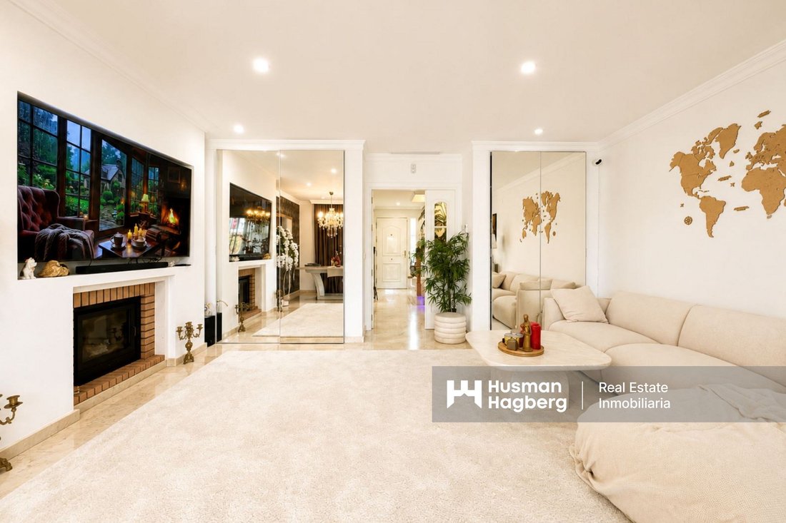 Townhouse in Sitio de Calahonda, Mijas, Spain 3 - 18146757