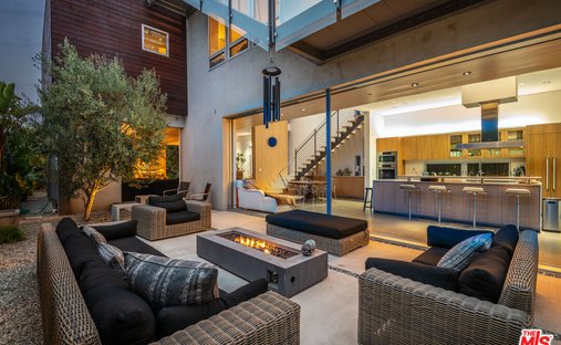 House in Los Angeles, California, United States 1