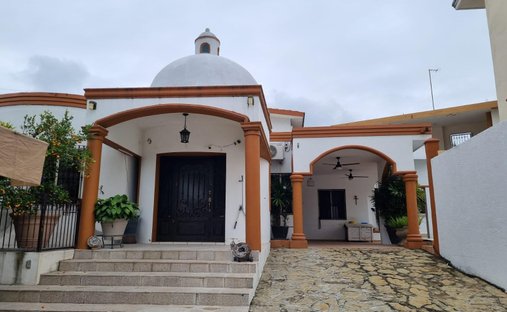 House in Santiago, Nuevo Leon, Mexico 1