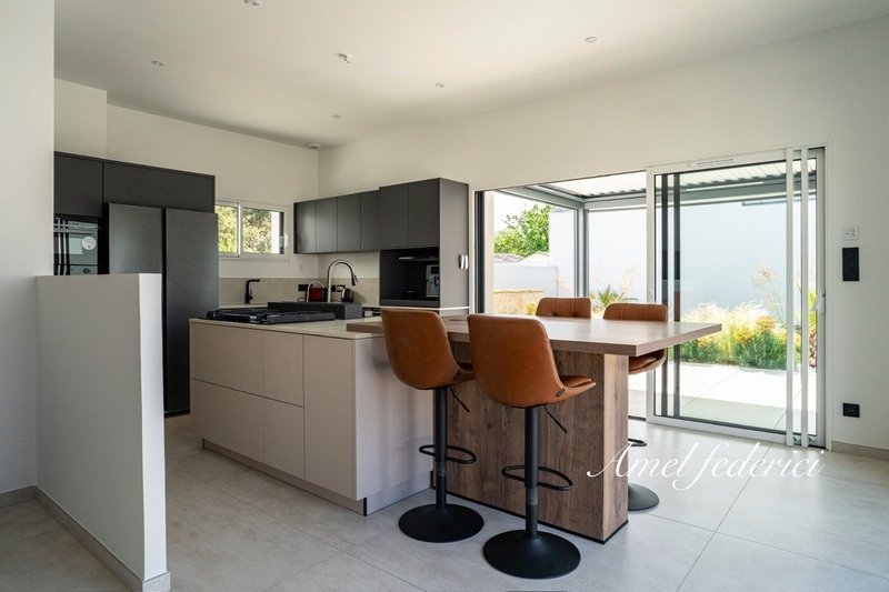 Villa in Saint Gilles Sud, Saint-Gilles-Croix-de-Vie, France 3 - 18146588