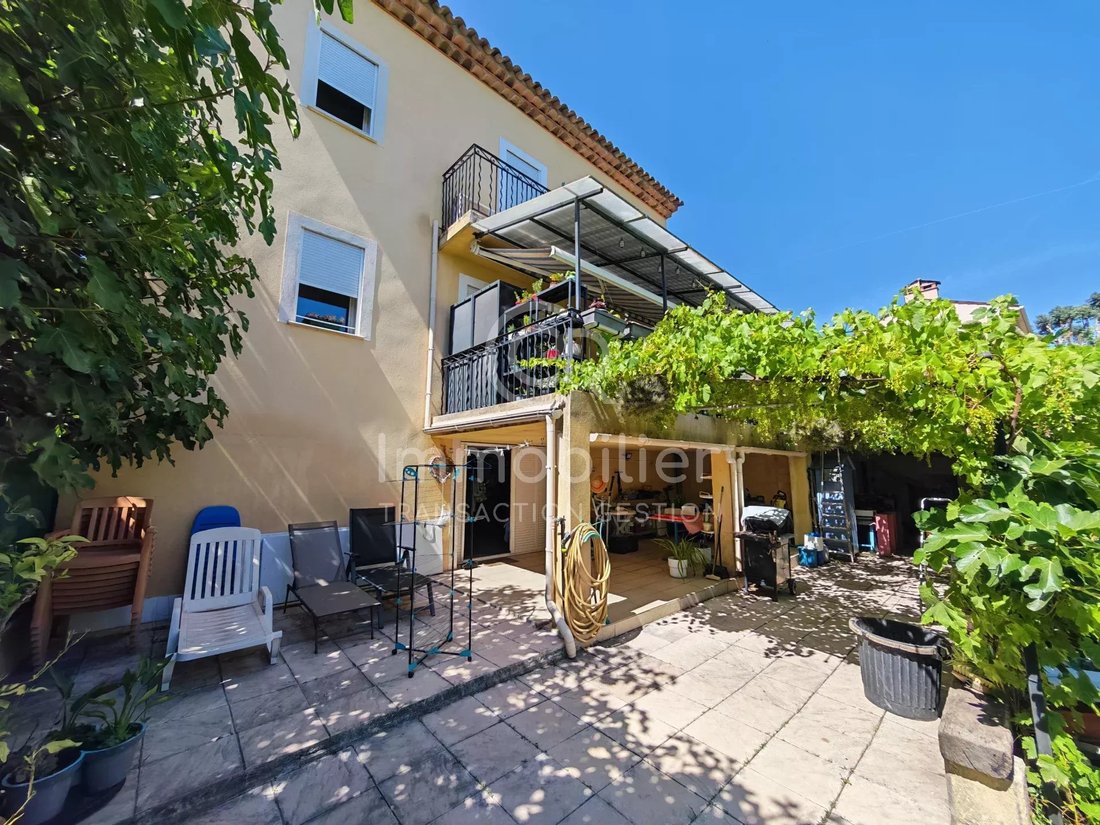 Villa in Font de Veyre, Cannes, France 4 - 15390939