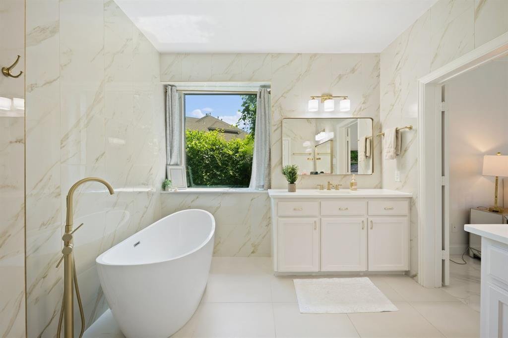 House in Plano, Texas, United States 3 - 18150068