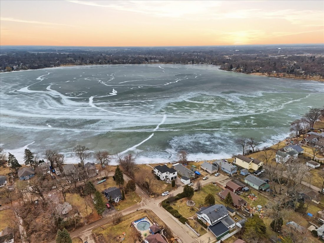 House in Volo, Illinois, United States 4 - 18145018