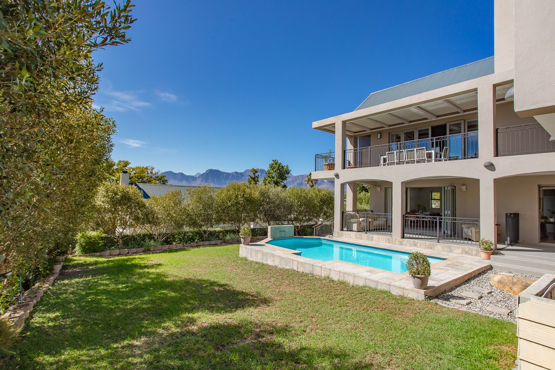 House in Paarl, Groenvlei, Western Cape 4 - 18150605