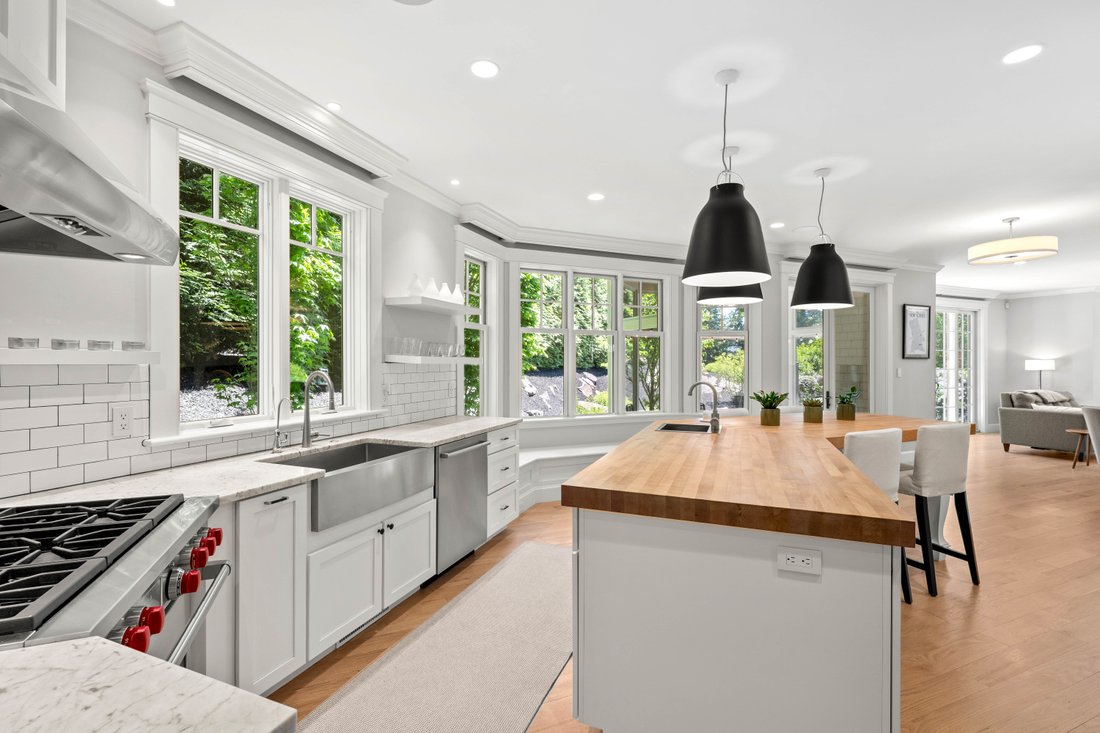 House in Beverly, Massachusetts, United States 5 - 18147382