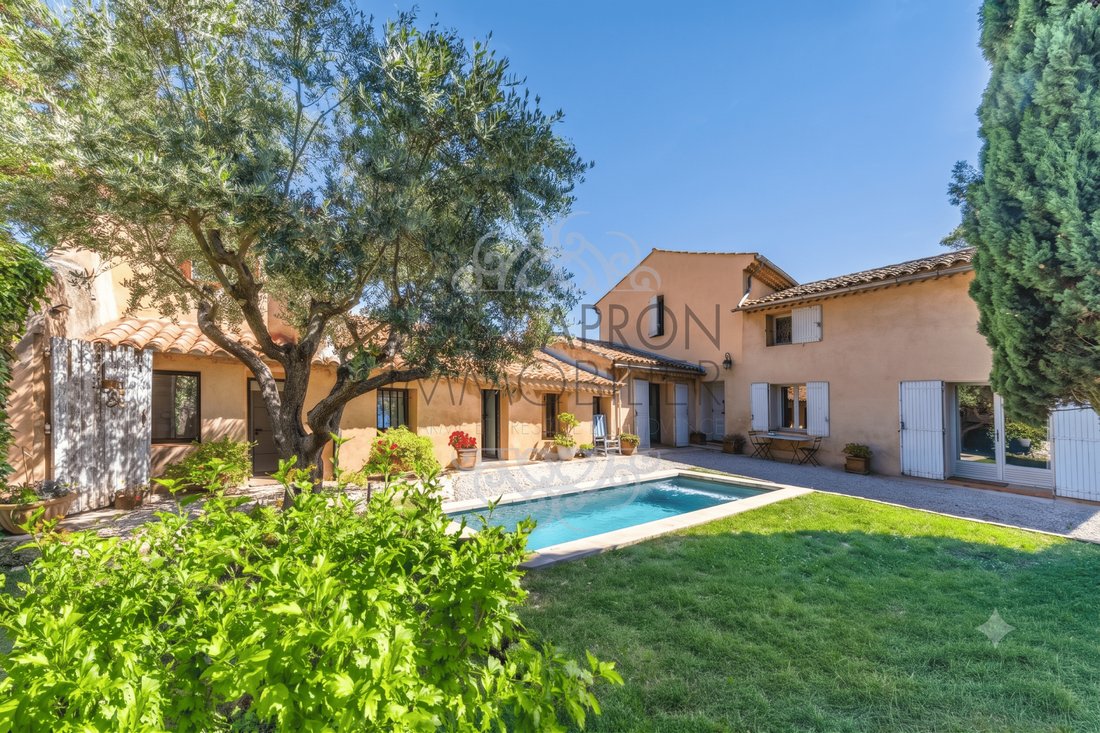 Estate in Granettes-Jauberte-Sainte Anne, Aix-en-Provence, France 1 - 18148460