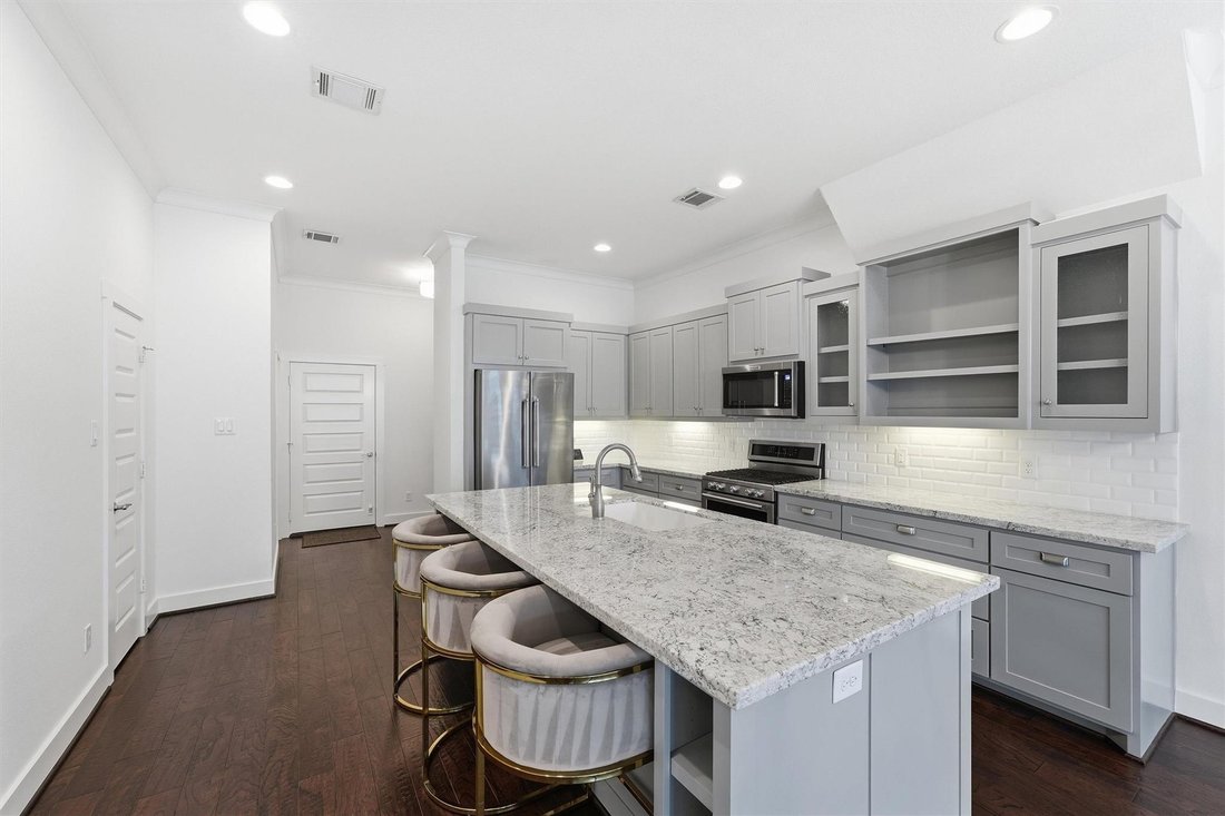 House in Houston, Texas, United States 3 - 18145337