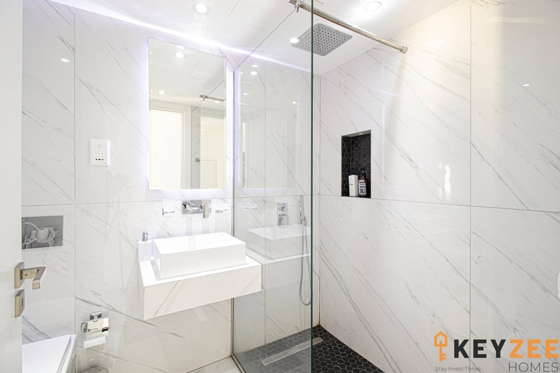 Apartment in Jumeirah Beach Residence, Dubai, United Arab Emirates 3 - 18145952
