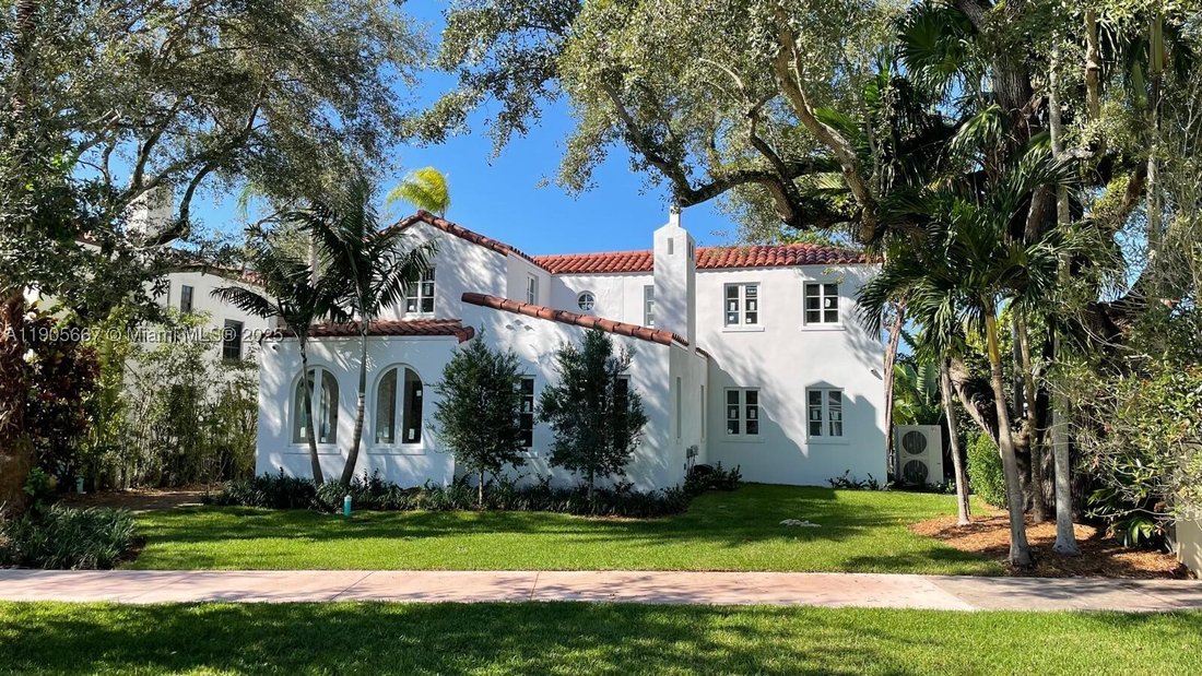 Maison à Coral Gables, Floride, États-Unis 2 - 16637501