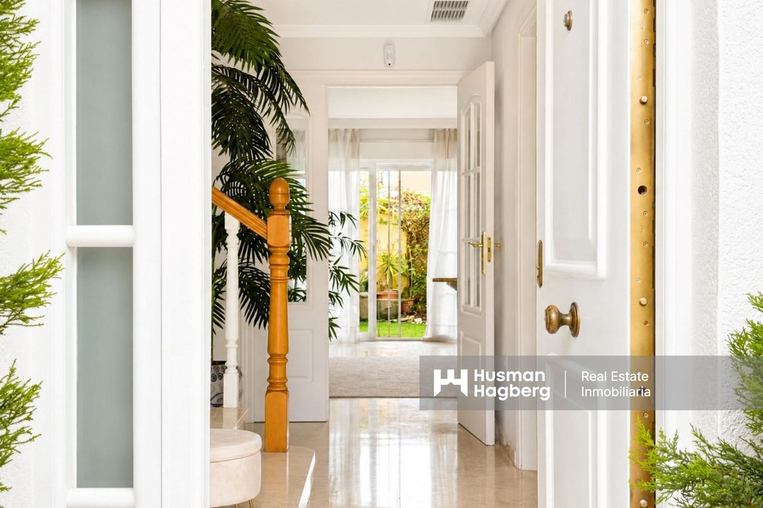 Townhouse in Sitio de Calahonda, Mijas, Spain 2 - 18146757