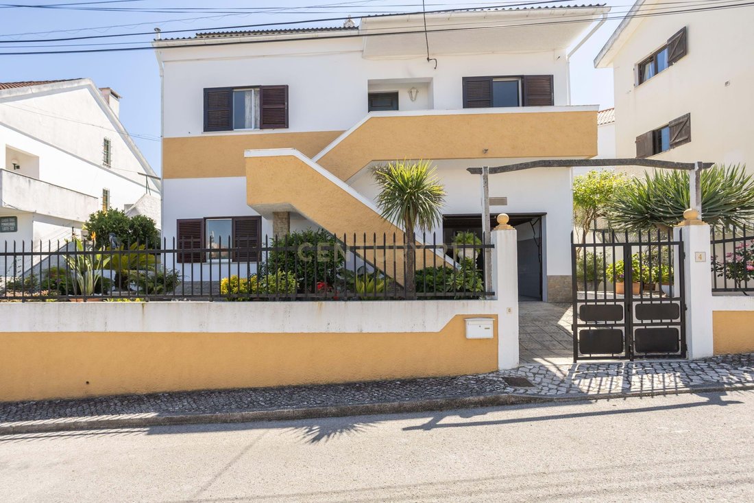 Villa in Caparica e Trafaria, Setubal, Portugal 1 - 18150329