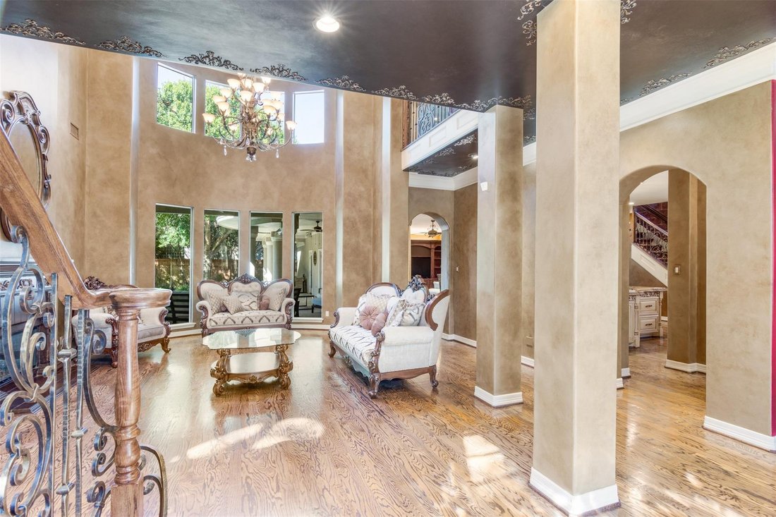 House in Houston, Texas, United States 3 - 18145265