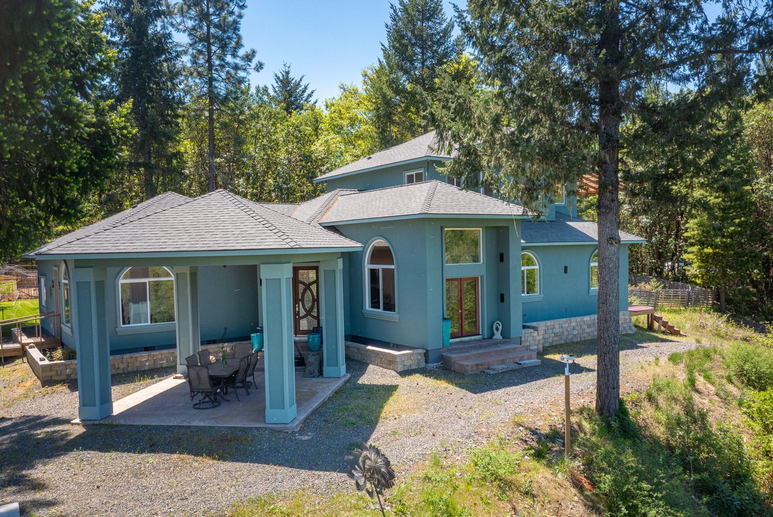 House in Cave Junction, Oregon, United States 2 - 18147646