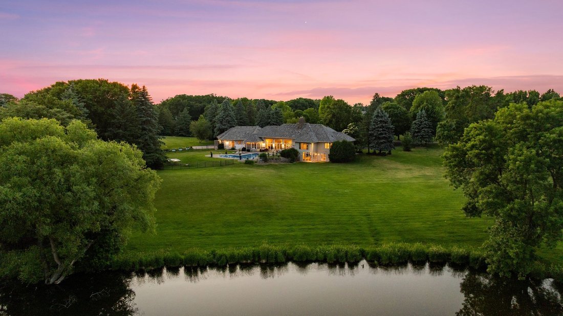 House in Wayzata, Minnesota, United States 2 - 18149539