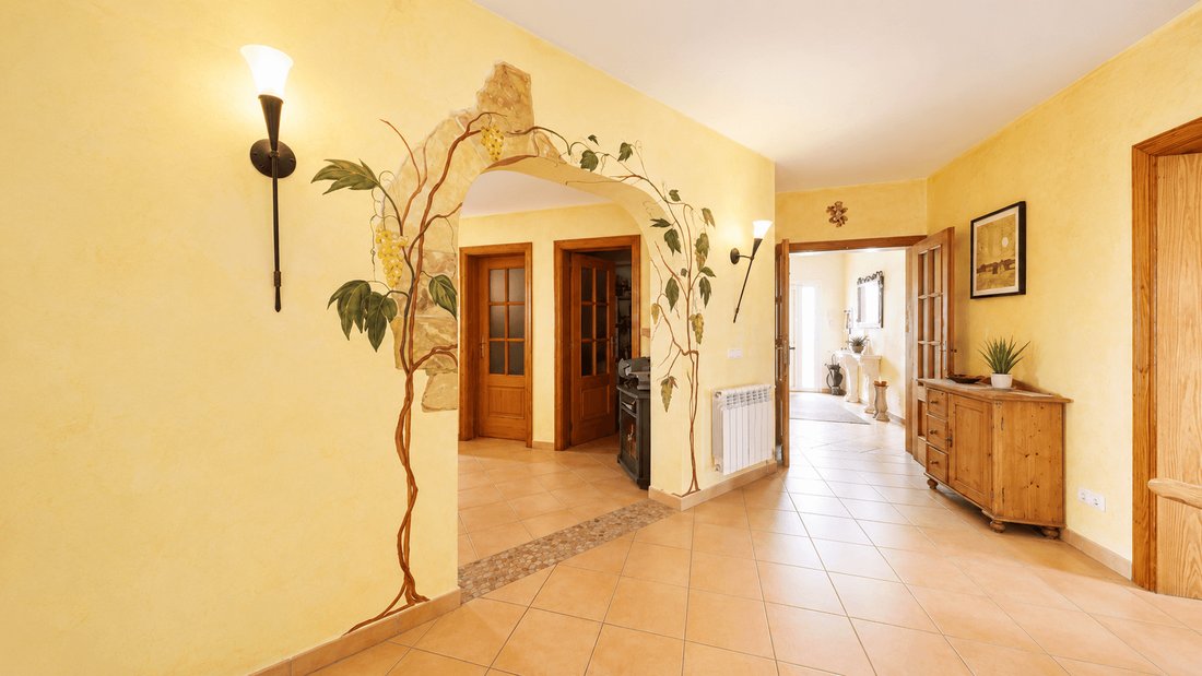 Finca in Llucmajor, Balearic Islands, Spain 2 - 18150255