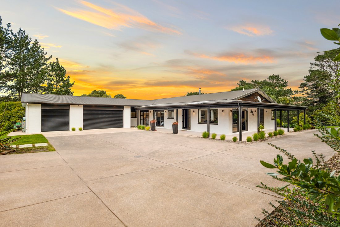 House in Kumeu, Auckland, New Zealand 1 - 18147331