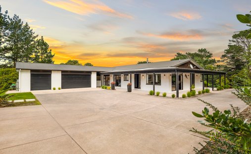 House in Kumeu, Auckland, New Zealand 1