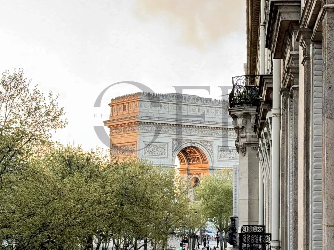 Apartment in Triangle d'Or, Paris 8e Arrondissement, Paris 2 - 15315367