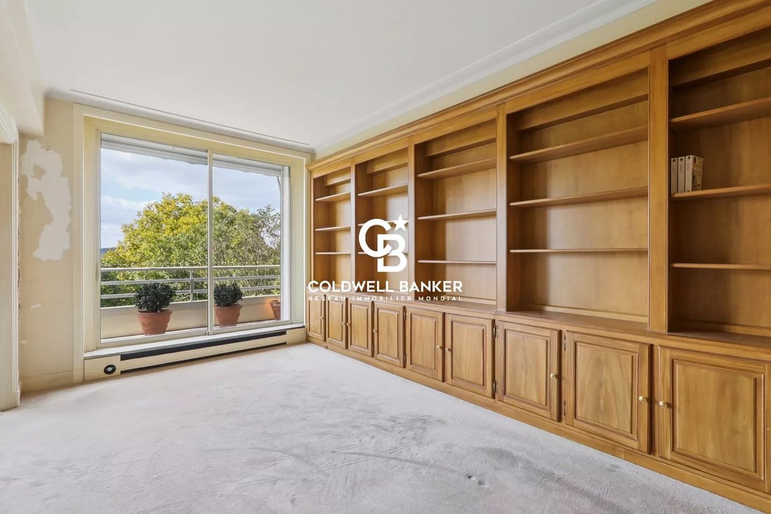 Apartment in Bois de Boulogne, Paris 16e Arrondissement, Paris 5 - 18150384