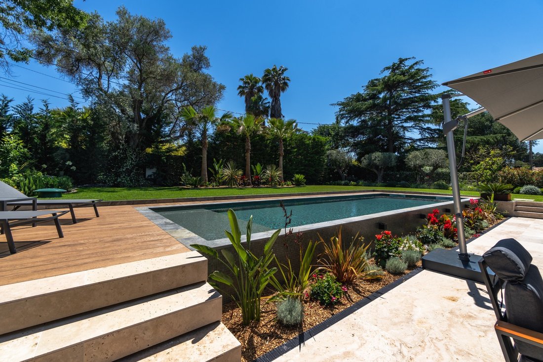 House in Antibes, Provence-Alpes-Côte d'Azur, France 4 - 18150743